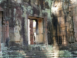 Stone rock carving art at Banteay Kdei, part of the Angkor wat complex in Siem Reap, Cambodia