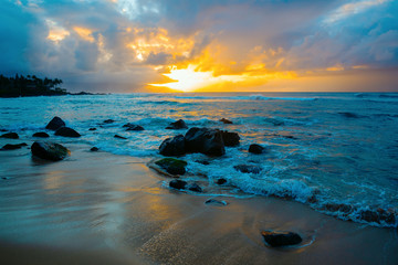 Fototapeta na wymiar North Shore of Oahu, Hawaii, at sunset