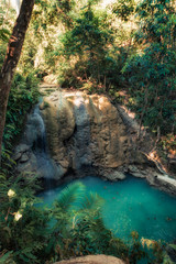 Lugnason Falls en la isla de Siquijor, Filipinas.