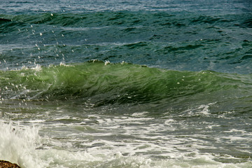 Strong waves in the sea
