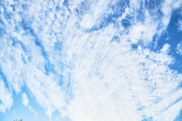 Fototapeta na wymiar Beautiful vast blue sky with amazing cloud background