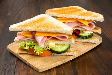 Sandwich mixto