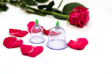 Vacuum therapy Oriental medicine. Hidjama. 