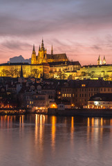 Fototapeta na wymiar Prague castle at sunset