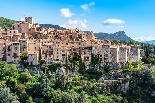 Tourrettes-sur-Loup village in Southeastern France, Alpes Maritimes.