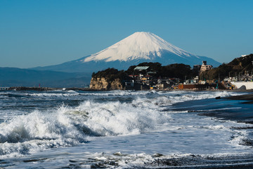 七里ヶ浜からの富士山