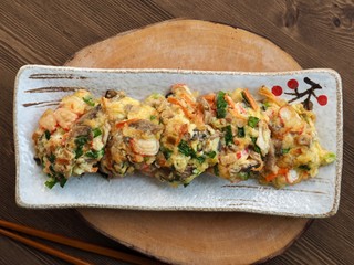 한국의 음식 게살 채소 동그랑땡 