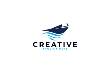 Fototapeta premium boat logo icon vector isolated
