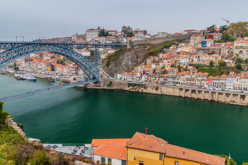 Fototapeta na wymiar Dom Luis I bridge over Douro river in Porto, Portugal