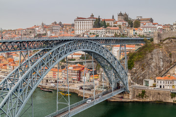 Fototapeta na wymiar Dom Luis I bridge over Douro river in Porto, Portugal