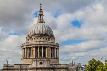 Fototapeta na wymiar Cupola of St. Paul's Cathedral in London, United Kingdom