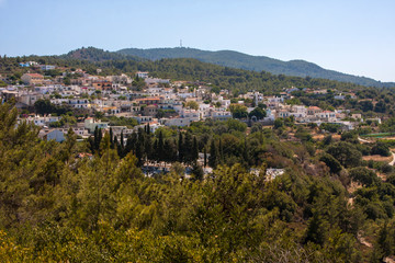 Fototapeta na wymiar beautiful view of a small town on the island of Rhodes