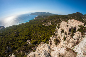 Fototapeta na wymiar beautiful view of the sea and mountains on the island of Rhodes