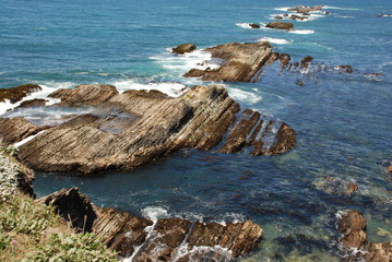 sea and rocks