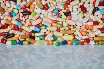 Viele Medizin Medikamente als Hintergrund