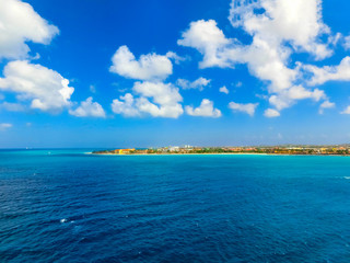 Fototapeta na wymiar View of Aruba. Aruba - beautiful Caribbean Island.