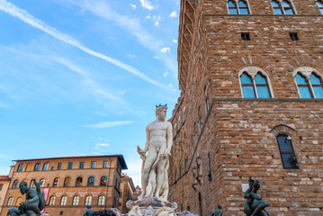 Fontana del Nettuno - Neptun fontain near Palazzo Vecchio, Florence © jukovskyy