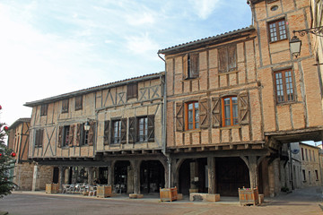 Fototapeta na wymiar Tarn et Garonne, village de Castelnau de Montmirail 