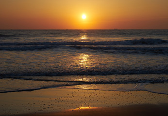 太平洋の日の出。宮崎県新富町　日向灘