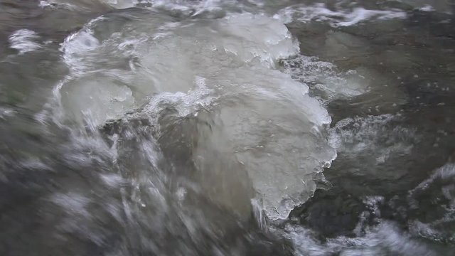 rivi&egrave;re en hiver
