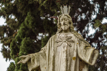 Statue of the Sacred Heart of Jesus