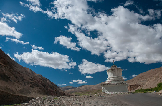 Big Chorton near Miru on Leh Manali road, Ladakh, India,Asia
