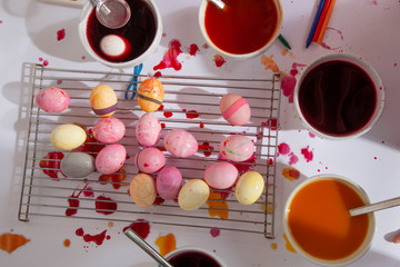 Easter eggs made with natural coloring from vegetables.