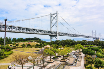 与島から見る瀬戸大橋