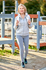 Woman in adulthood during outdoor sports.