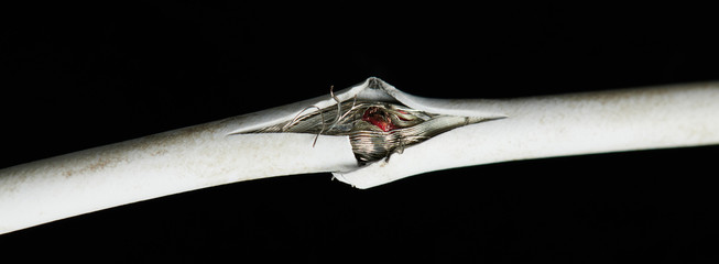 Defective electric cable