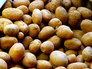 potatoes in the market