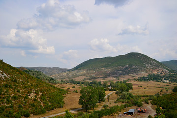 Obraz premium Mountain road from Korce to Gjirocaster, Albania.