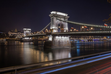 Szechenyi Chain Bridge on the Danube river at night. Budapest, Hungary.