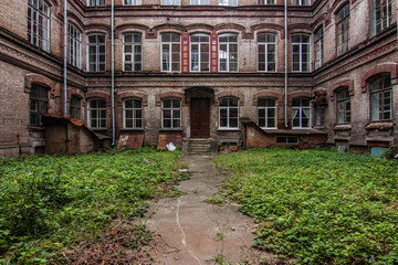 Courtyard at campus of Kharkiv Polytechnic Institute