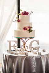 F & G Wedding Cake