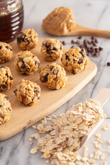 Peanut Butter and Oatmeal Energy Balls with Chocolate Chips Sweetened with Honey