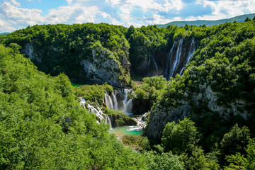Fototapeta na wymiar Beautiful view of the greatest waterfall of Plitvice Lakes National Park in Croatia