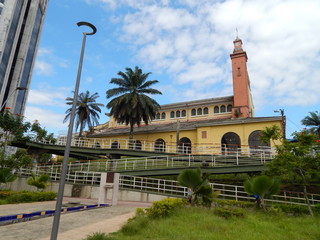 Edificio en el centro hist&oacute;rico de una ciudad del pacifico colombiano, su nombre es buenaventura. 