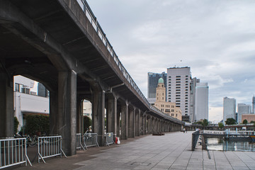 Naklejka premium Building with long overpass