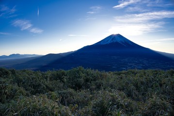Fototapeta premium 日本 絶景 ダイアモンド富士 日の出 竜ヶ岳