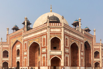 Fototapeta na wymiar Humayun's Tomb, a UNESCO world heritage site in New Delhi, India 