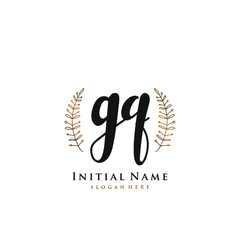 Obraz premium GQ Initial handwriting logo vector