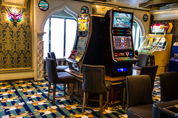 Cruise ship casino slot machine videos july 2020