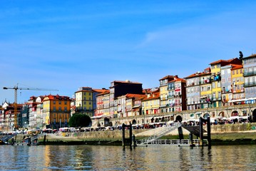 Fototapeta na wymiar views of the city of Porto Northwest of Portugal
