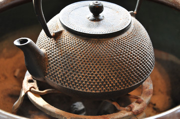 茶釜と火鉢