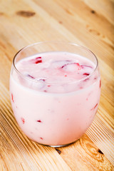 yogurt with strawberries