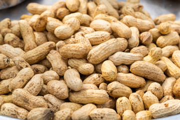 Peanuts are plants that have high nutritional value. And is a source of protein and energy
