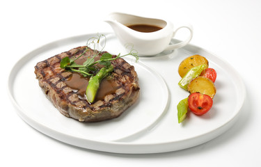 steak with vegetables