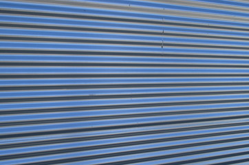 horizontal roof sheet metal lines