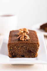 Quince chlebell with walnuts and wholemeal flour